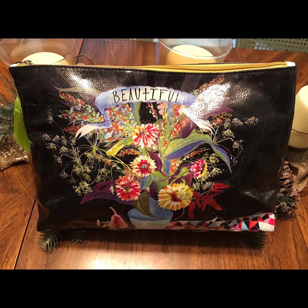 Papaya makeup / clutch bag